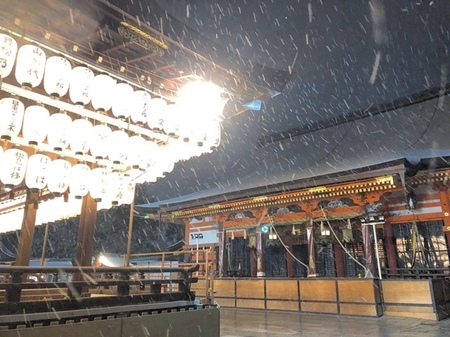 京都　八坂神社　雪 (2).JPG