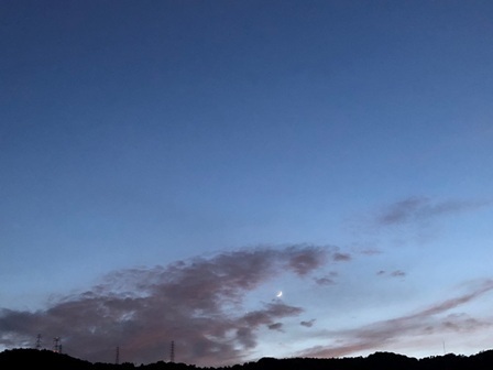 夕空と月.JPG