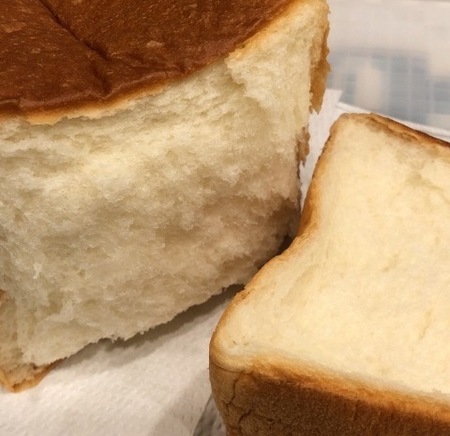 大阪 高級食パン専門店 さきもと 極生ミルクバター食パン (3).JPG