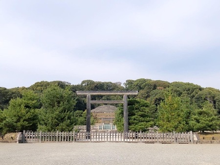 明治天皇伏見桃山陵　fushimimomoyamaryo mausoleum of emperor meiji (7).JPG
